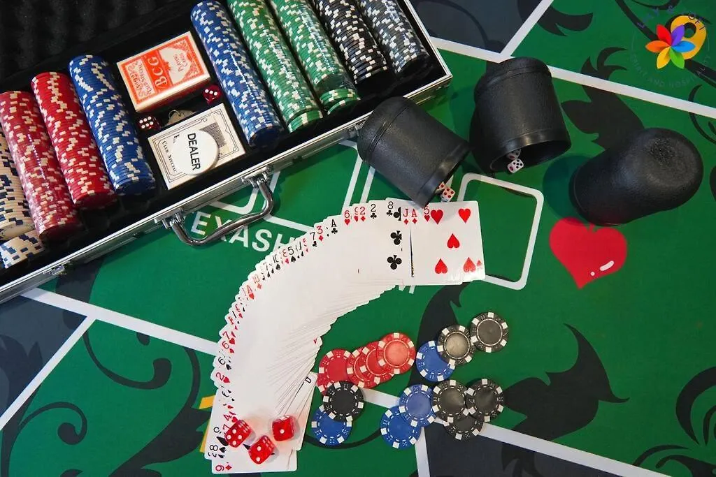 Damansara Villa With Pool - Electronic Dart, Bbq, Karaoke Kuala Lumpur