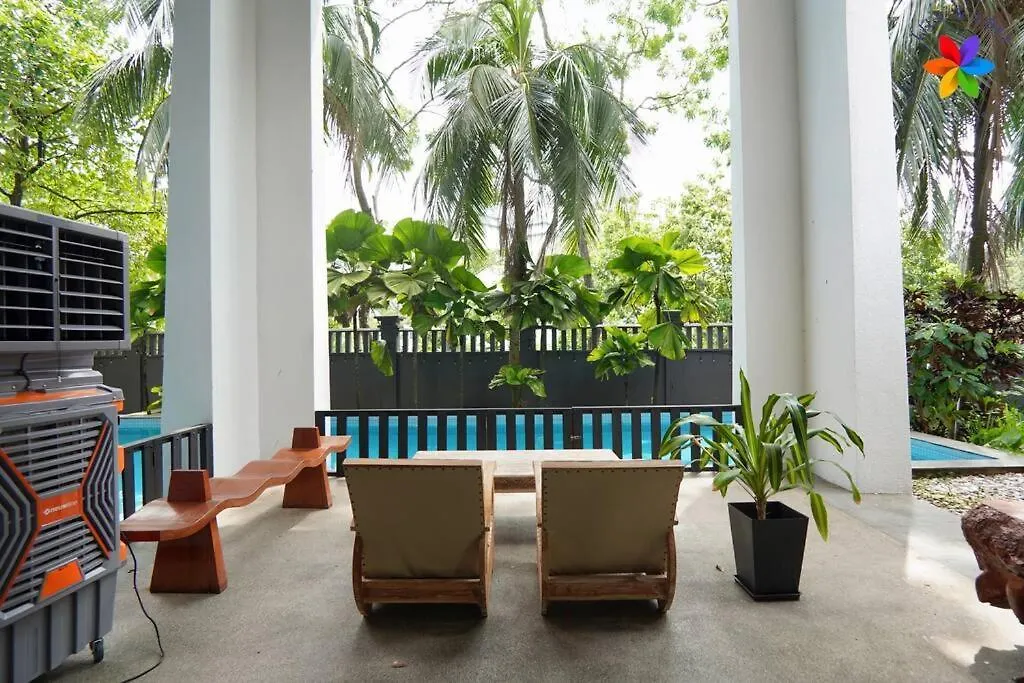 Damansara Villa With Pool - Electronic Dart, Bbq, Karaoke Kuala Lumpur 0*,  Malaysia