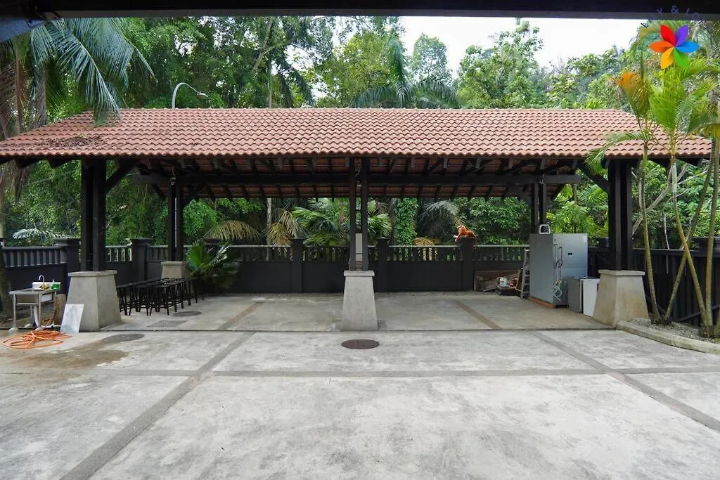 Damansara Villa With Pool - Electronic Dart, Bbq, Karaoke Kuala Lumpur